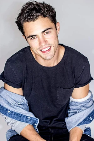 Darren Barnet Height Revealed: Find Out Here!