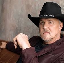 Trace Adkins Height: How Tall Is the Country Music Star?