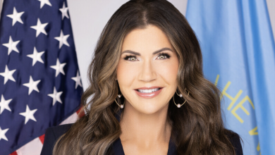 Kristi Noem Height: How Tall Is She Really?